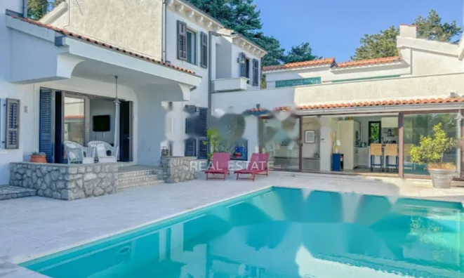 Недвижимость Семейный дом в центре Опатии: 3