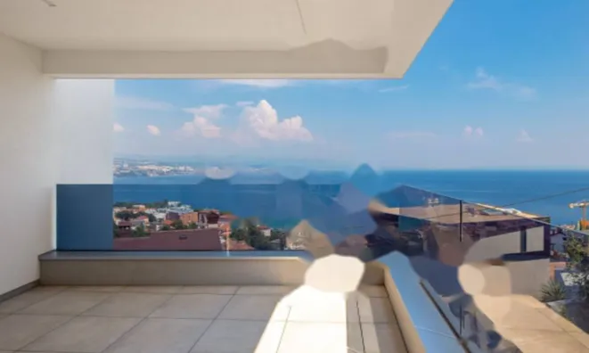 Недвижимость Трёхкомнатная квартира в центре: 1