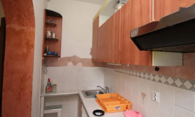 Недвижимость Двухкомнатная квартира в Центре: 12