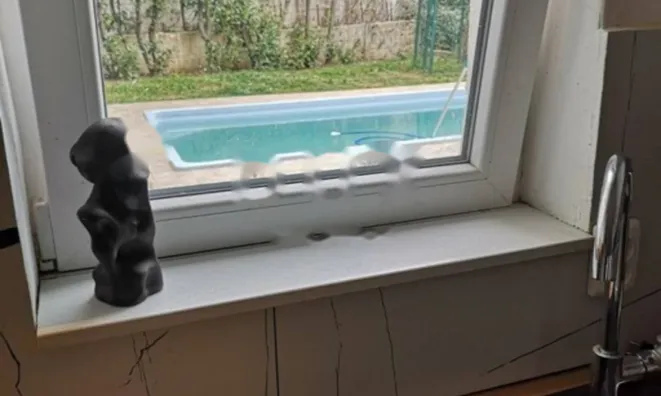 Недвижимость Четырёхкомнатная квартира, Центр, Опатия: 10