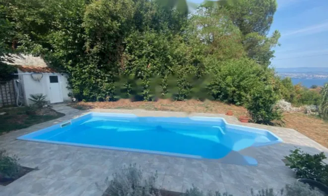 Недвижимость Четырёхкомнатная квартира, Центр, Опатия: 11