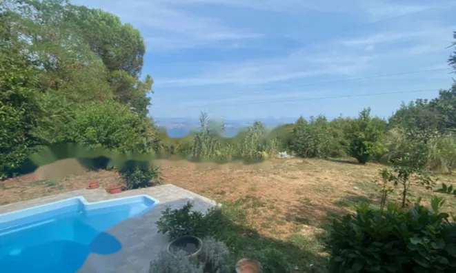 Недвижимость Четырёхкомнатная квартира, Центр, Опатия: 12