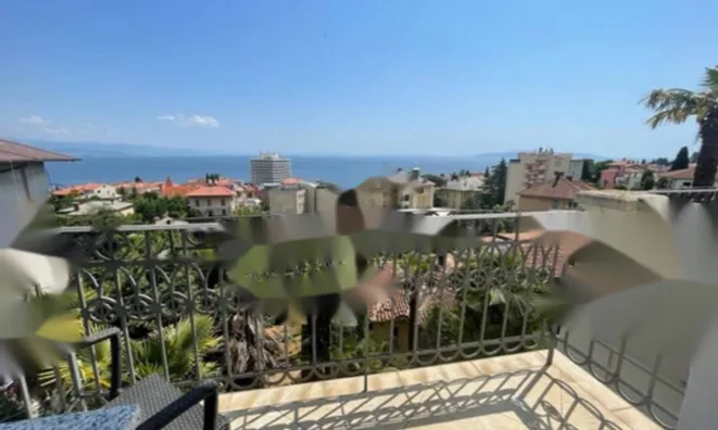 Недвижимость Четырехкомнатная квартира в центре Опатии: 1