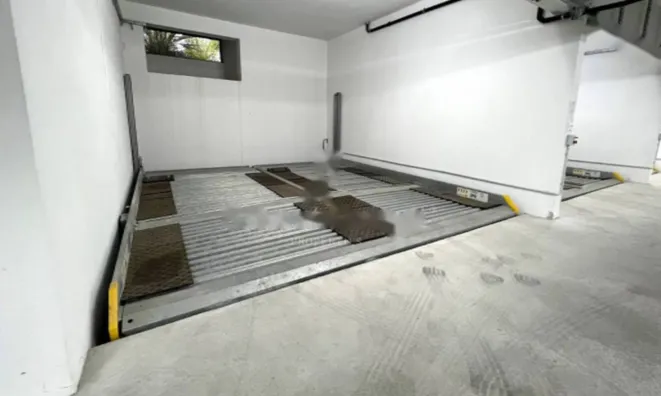 Недвижимость Четырехкомнатная квартира, центр, Опатия: 23