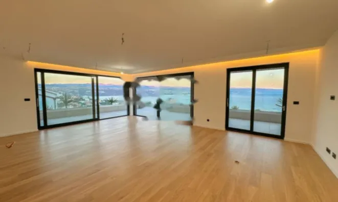 Недвижимость Четырехкомнатная квартира в центре Опатья: 5