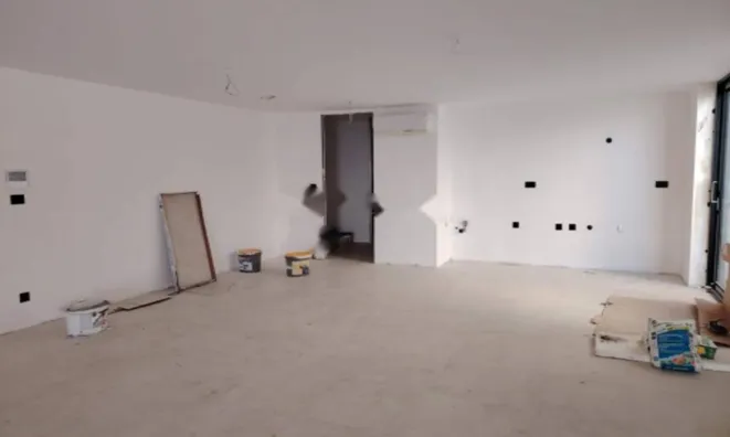 Недвижимость Двухкомнатная квартира, Центр: 6