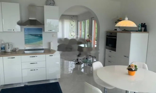 Недвижимость Трёхкомнатная квартира в центре: 11