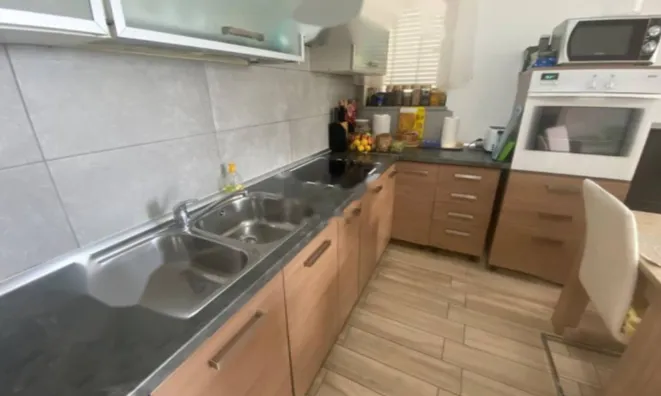 Недвижимость Трёхкомнатная квартира в центре: 5