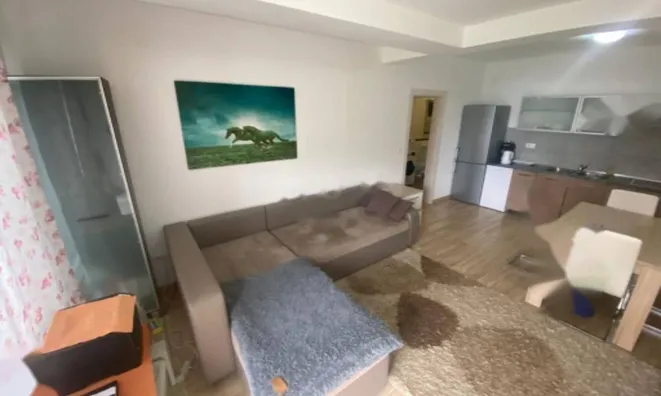 Недвижимость Трёхкомнатная квартира в центре: 9