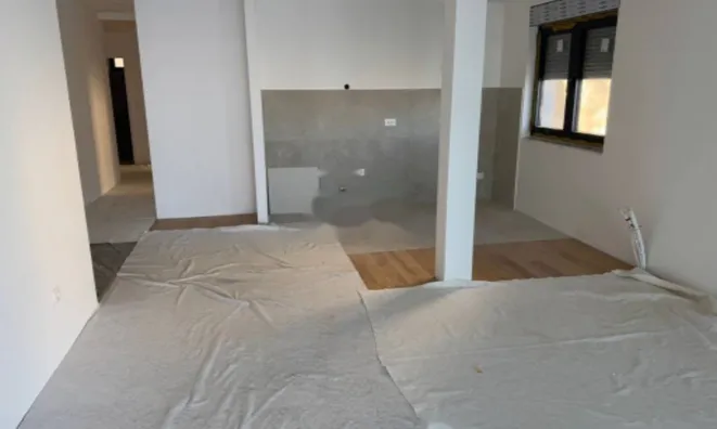 Недвижимость Двухкомнатная квартира, Центр: 5