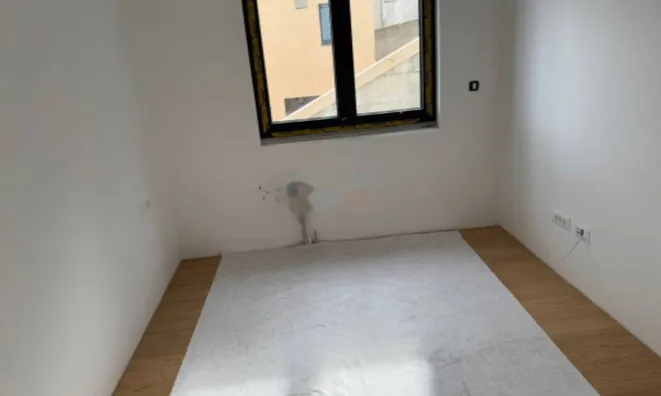 Недвижимость Двухкомнатная квартира, Центр: 11