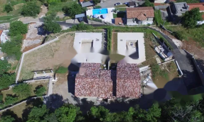 Недвижимость Семейный дом 400 м², Опация: 7