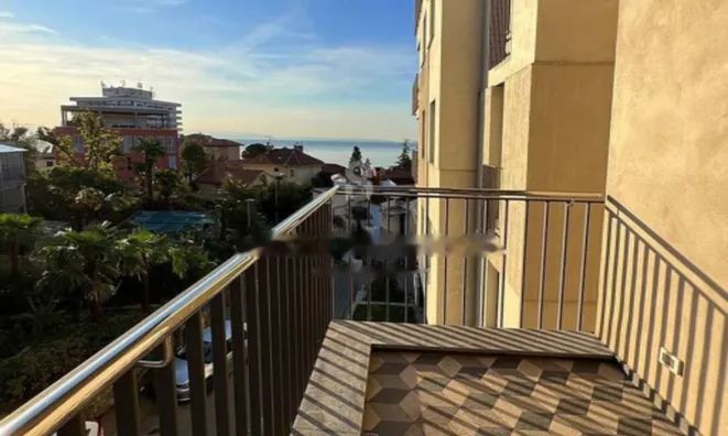 Недвижимость Трехкомнатная квартира, центр: 17