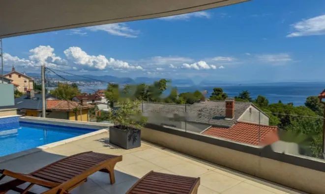 Недвижимость Четырехкомнатная квартира Центр: 4