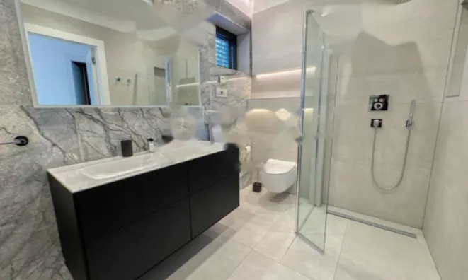 Недвижимость Четырехкомнатная квартира Центр: 20