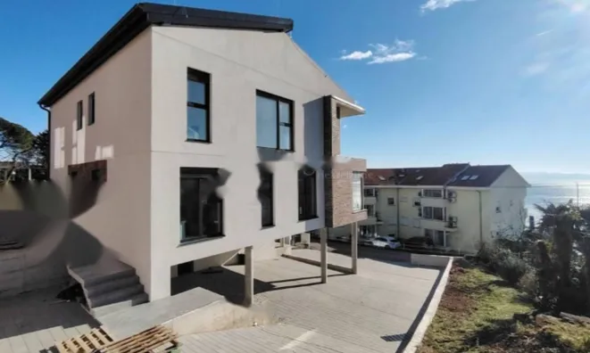 Недвижимость Четырехкомнатная квартира в центре Опатии: 11