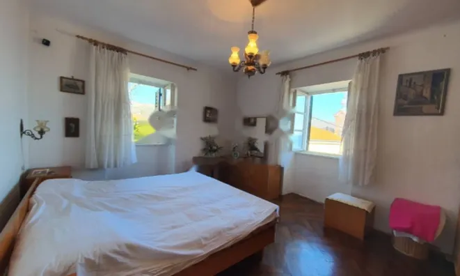 Недвижимость Трехкомнатная квартира в центре Опатии: 11