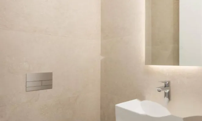 Недвижимость Квартира в центре на первом этаже: 10