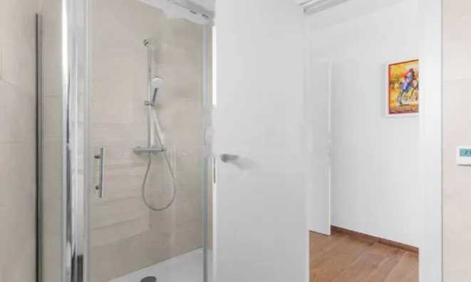 Недвижимость Трёхкомнатная квартира в Опатии: 15