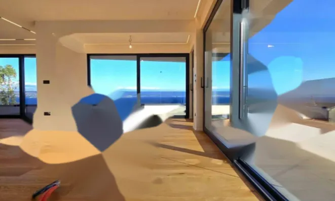 Недвижимость Трехкомнатная квартира в центре: 1