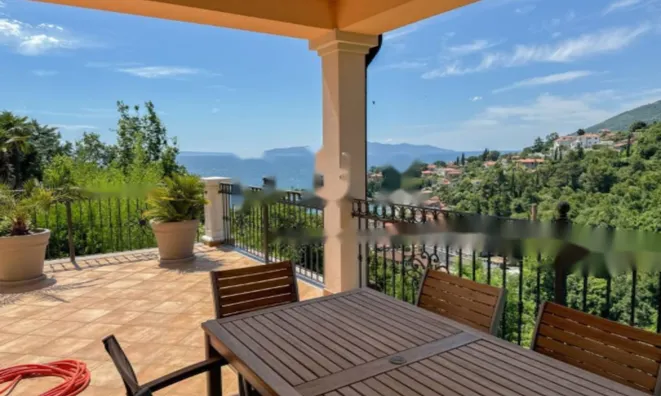 Недвижимость Квартира на первом этаже, Центр, Опатия: 1