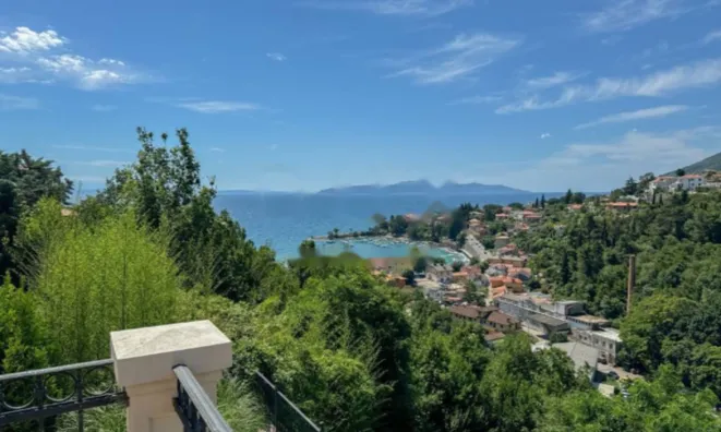 Недвижимость Квартира на первом этаже, Центр, Опатия: 4