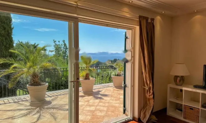 Недвижимость Квартира на первом этаже, Центр, Опатия: 15