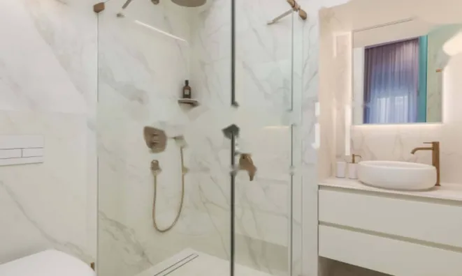 Недвижимость Трёхкомнатная квартира в центре: 12