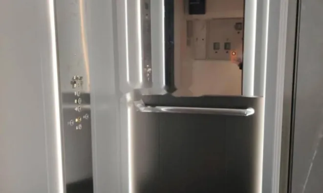 Недвижимость Двухкомнатная квартира в центре: 9