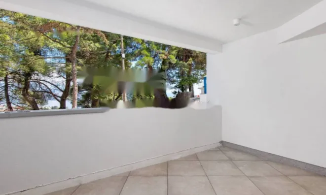 Недвижимость Трёхкомнатная квартира в центре: 2