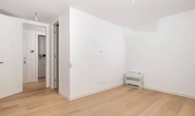 Недвижимость Трёхкомнатная квартира в центре: 22