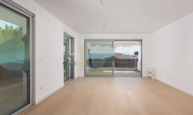 Недвижимость Двухкомнатная Квартира в Центре: 4