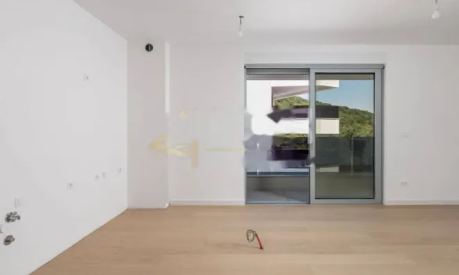 Недвижимость Двухкомнатная Квартира в Центре: 6