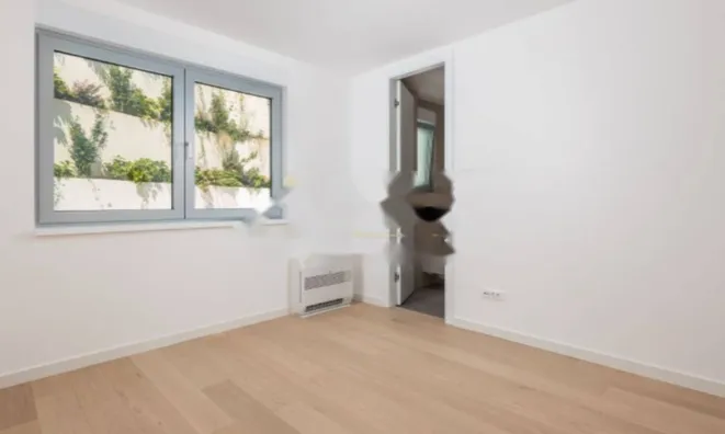 Недвижимость Двухкомнатная Квартира в Центре: 8