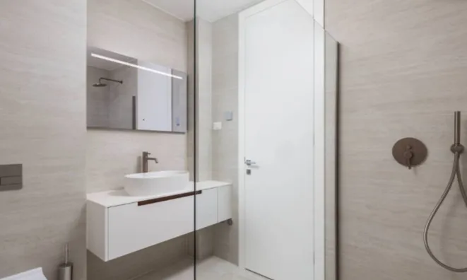 Недвижимость Трёхкомнатная квартира Центр: 6