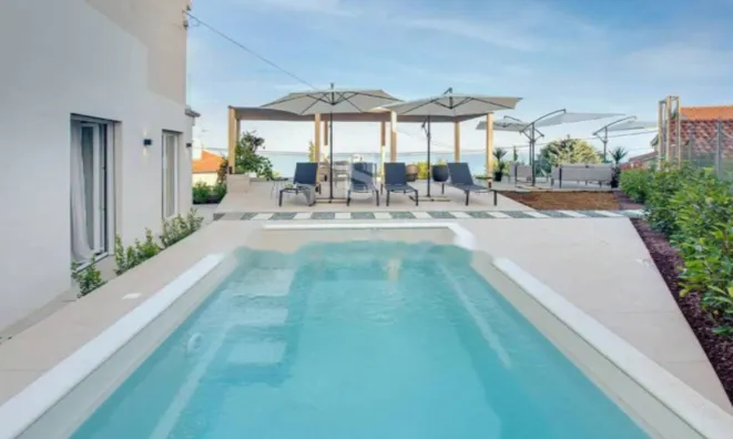 Недвижимость Трёхкомнатная квартира в Опатии: 22