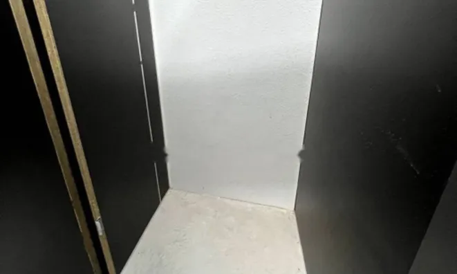 Недвижимость Трехкомнатная квартира в центре: 24