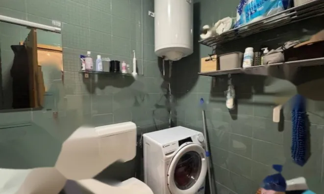 Недвижимость Двухкомнатная квартира в центре: 17