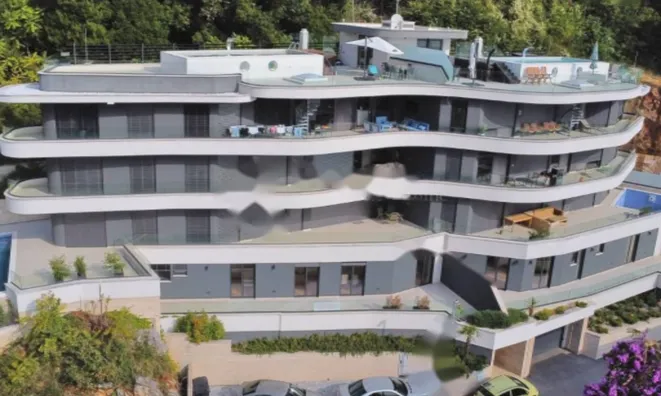 Недвижимость Четырехкомнатная квартира в Опатии: 4