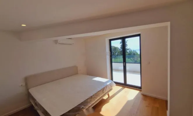 Недвижимость Четырехкомнатная квартира в Опатии: 9