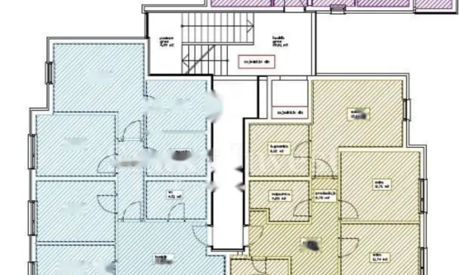 Недвижимость Четырехкомнатная квартира в центре: 24