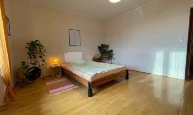 Недвижимость Четырехкомнатная квартира в Центре: 18