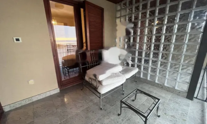 Недвижимость Четырехкомнатная квартира: 4