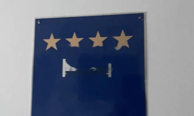 Недвижимость Четырехкомнатная квартира: 11