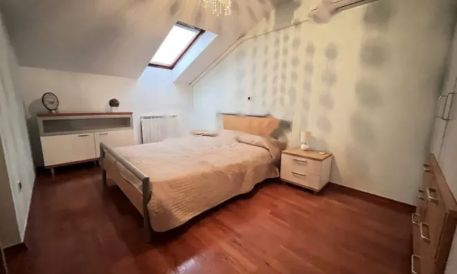 Недвижимость Четырехкомнатная квартира: 24