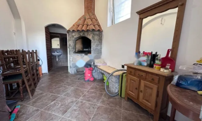 Недвижимость Четырёхкомнатная квартира в центре: 22