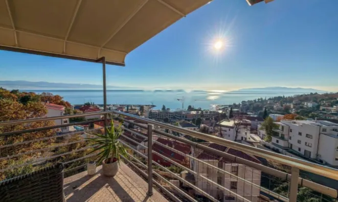 Недвижимость Трёхкомнатная квартира в центре Опатии: 2