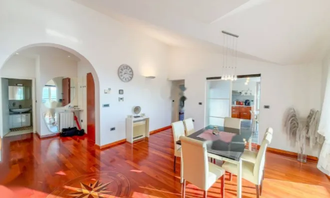 Недвижимость Трёхкомнатная квартира в центре Опатии: 17