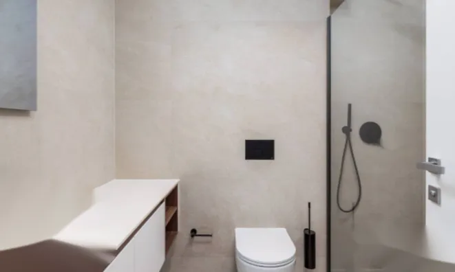 Недвижимость Трёхкомнатная квартира в центре: 6