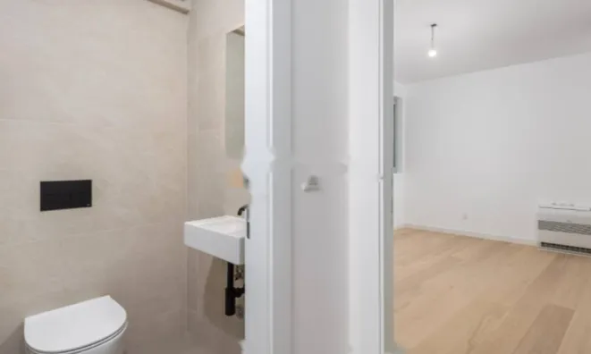 Недвижимость Трёхкомнатная квартира в центре: 12